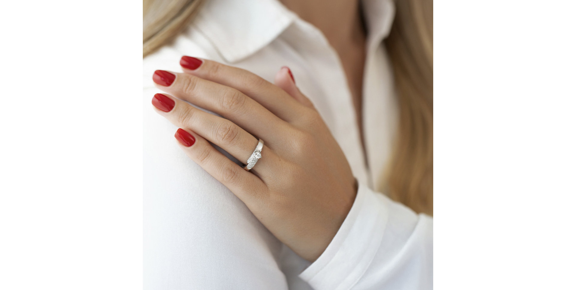 Prsteň s diamantmi Magical Rocket