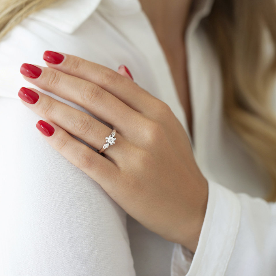 Prsteň s diamantmi Martinien