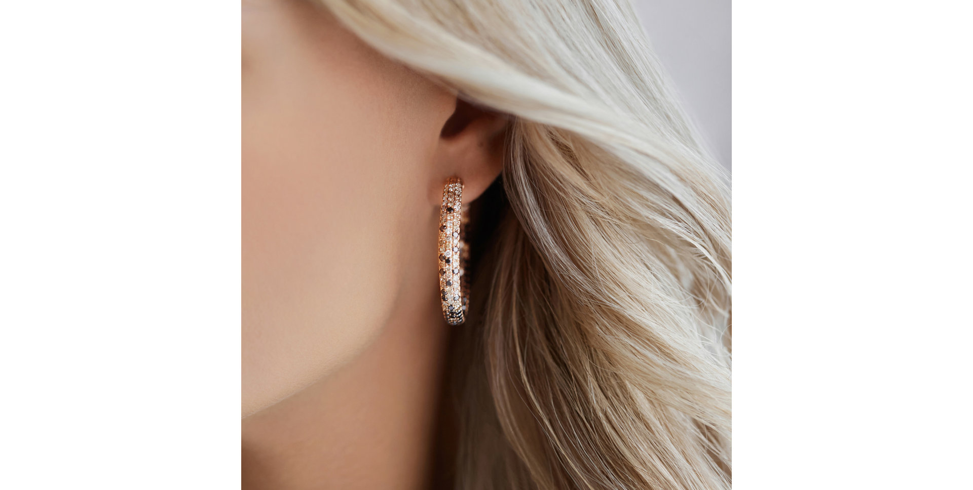 Náušnice s bielymi, hnedými a čiernymi diamantmi Eclipse