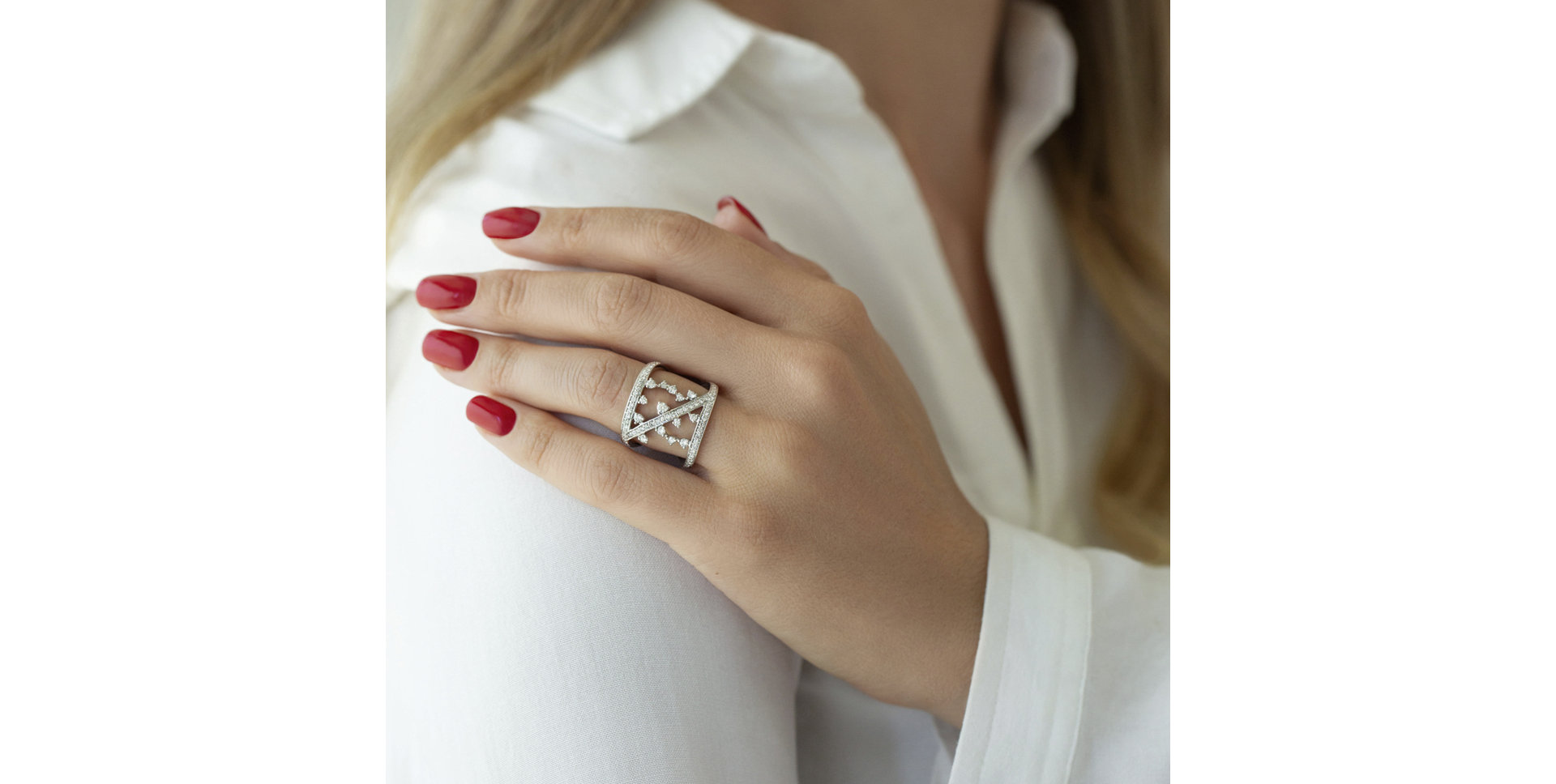 Prsteň s diamantmi Midnight Goddess