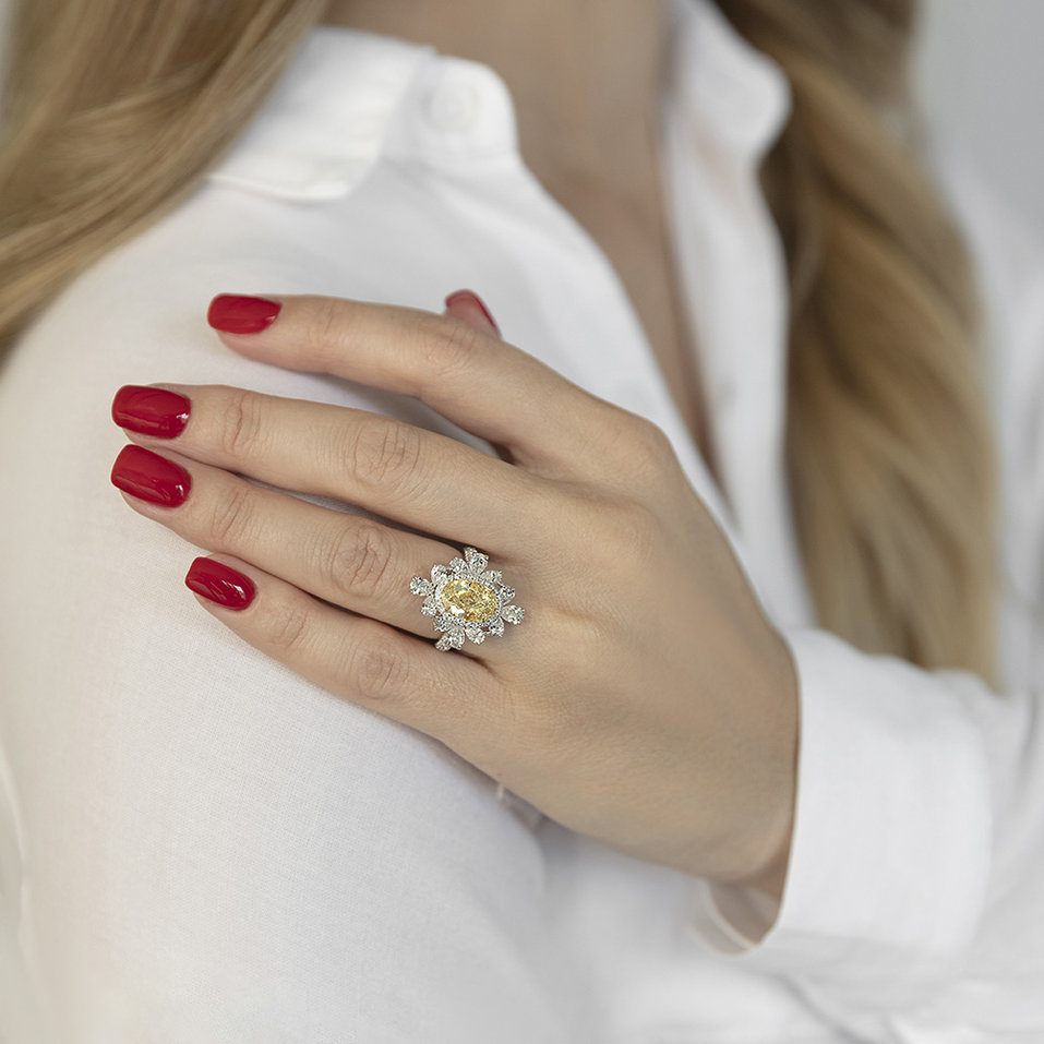 Prsteň s bielymi a žltými diamantmi Rose Gem