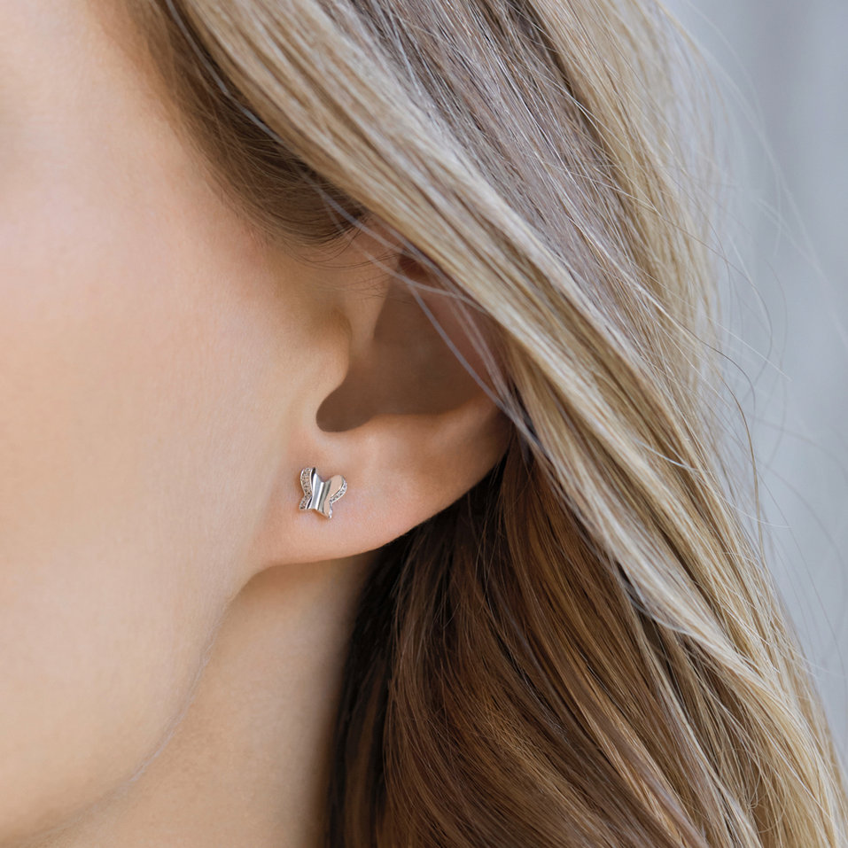 Náušnice s diamantmi Tiny Butterfly