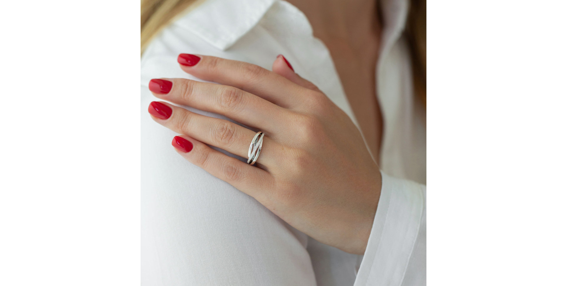 Prsteň s čiernymi a bielymi diamantmi Heaven Ray