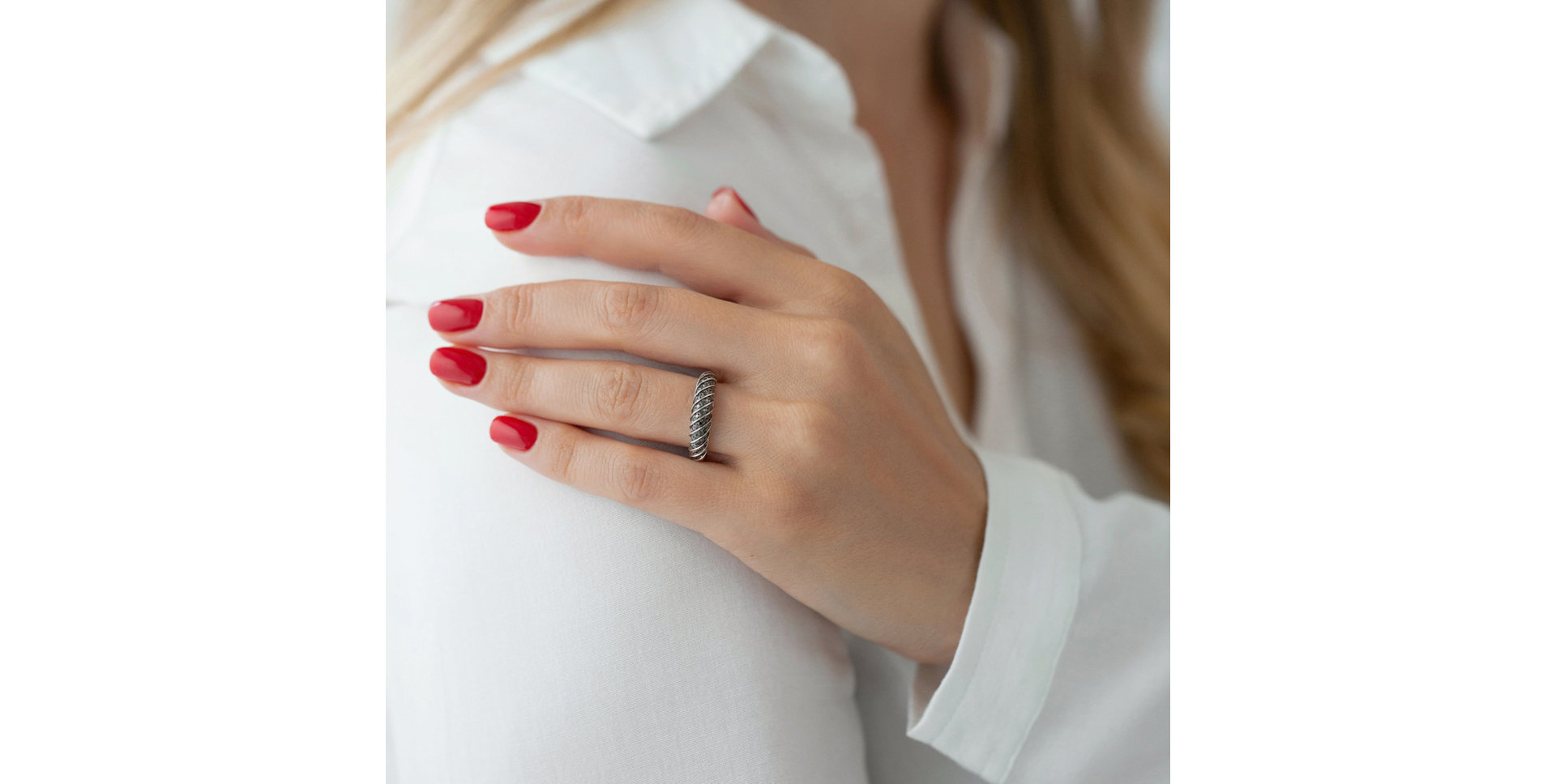 Prsteň s hnedými diamantmi Precious Touch