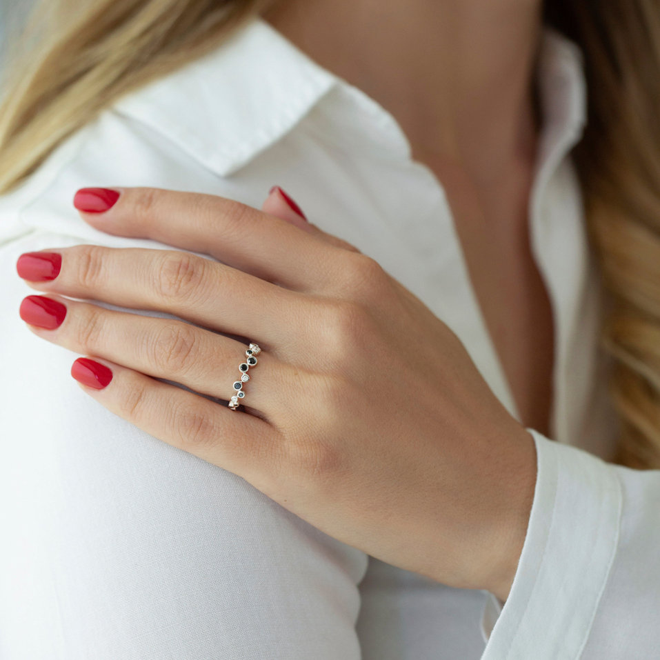 Prsteň s bielymi, hnedými a čiernymi diamantmi Virgin Tears