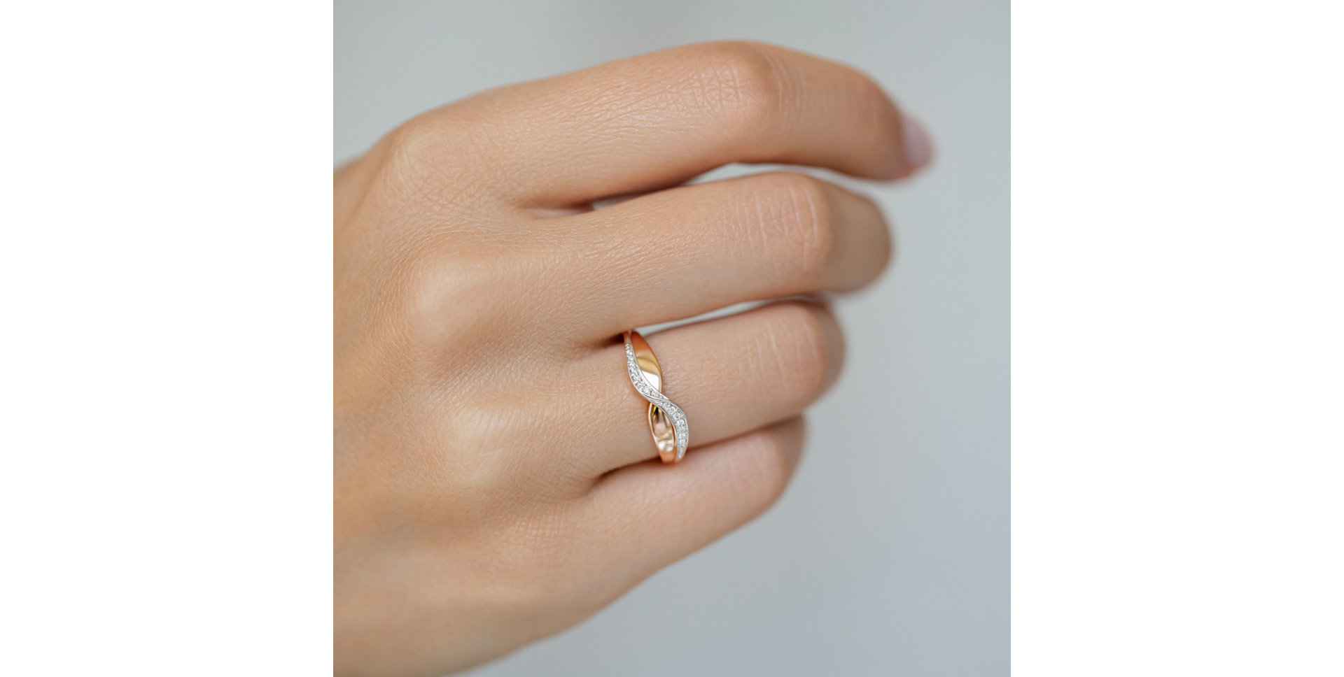 Prsteň s diamantmi Eternity Sea