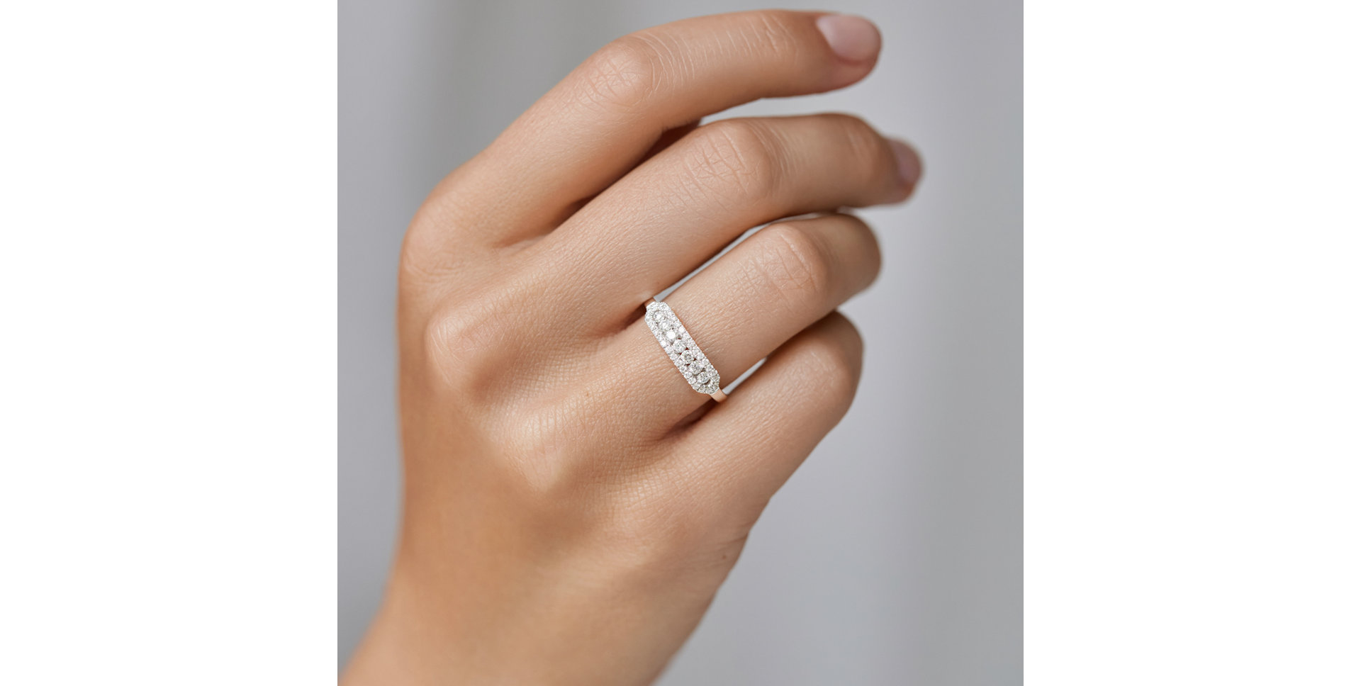 Prsteň s diamantmi a smaragdmi Bright Life