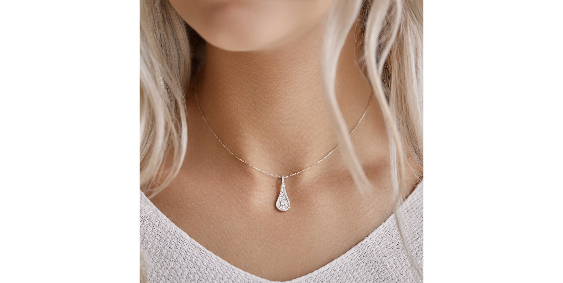 Přívěsok s diamantmi Classy Drop