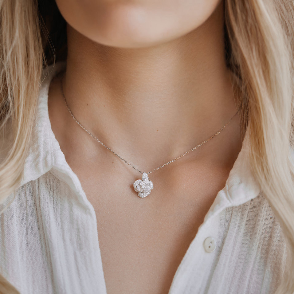 Přívěsok s diamantmi Tenderness Blossom