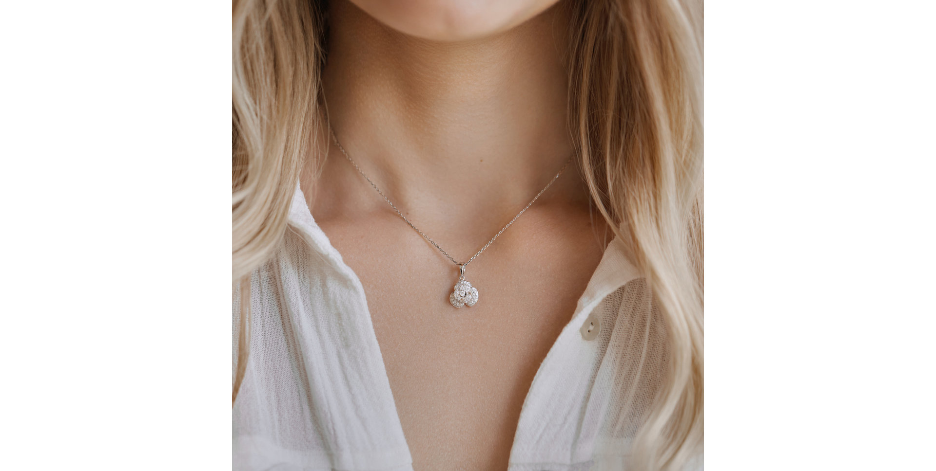 Přívěsok s diamantmi Fragrant Orchid