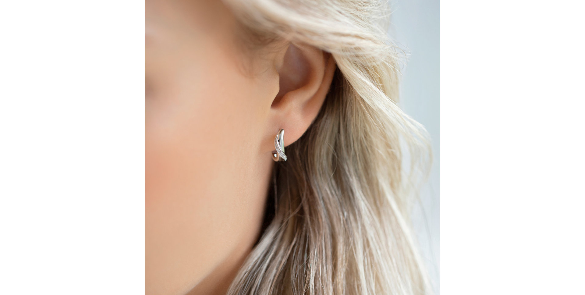 Náušnice s diamantmi Infinite Delight