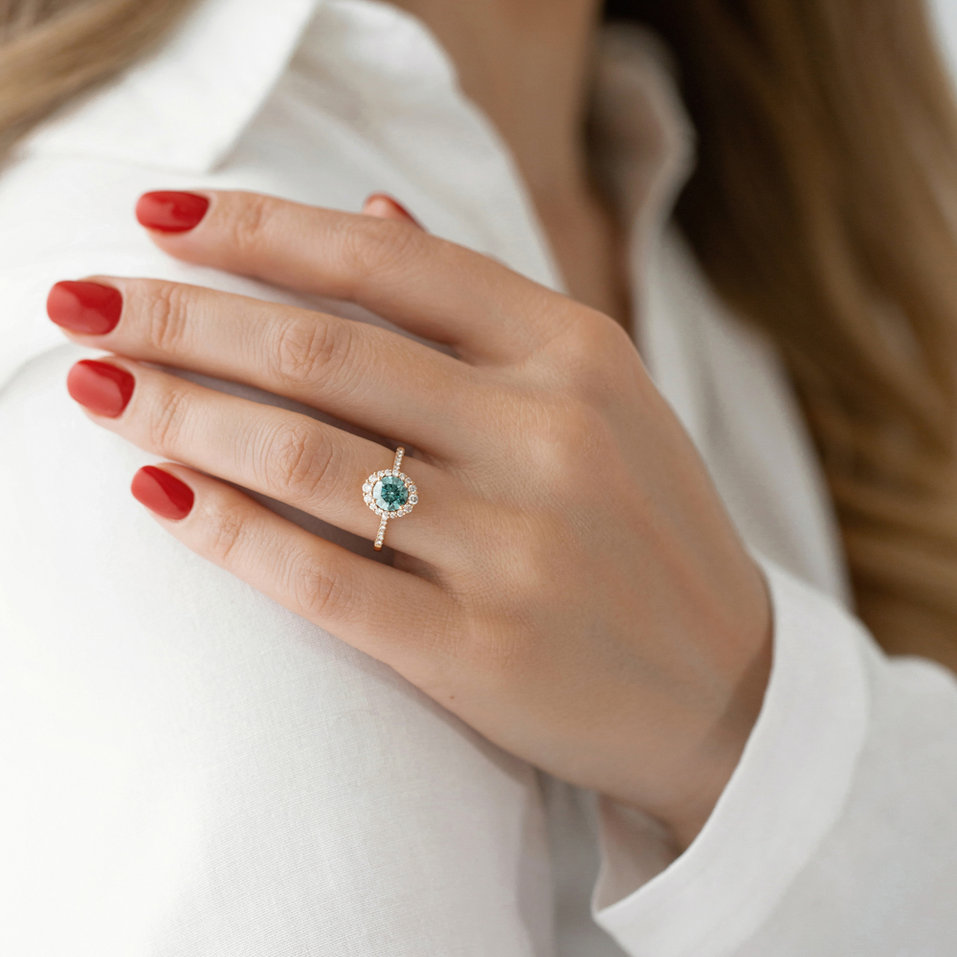 Prsteň s modrým diamantom a bielymi diamantmi Glare