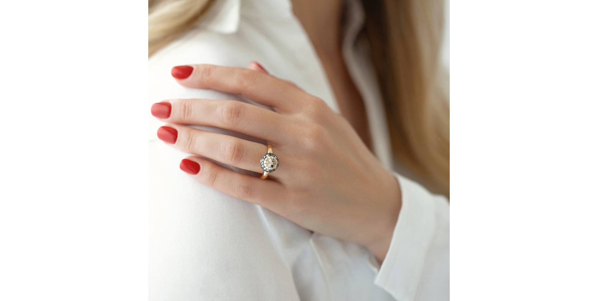 Prsteň s bielymi, hnedými a čiernymi diamantmi Magic Poem