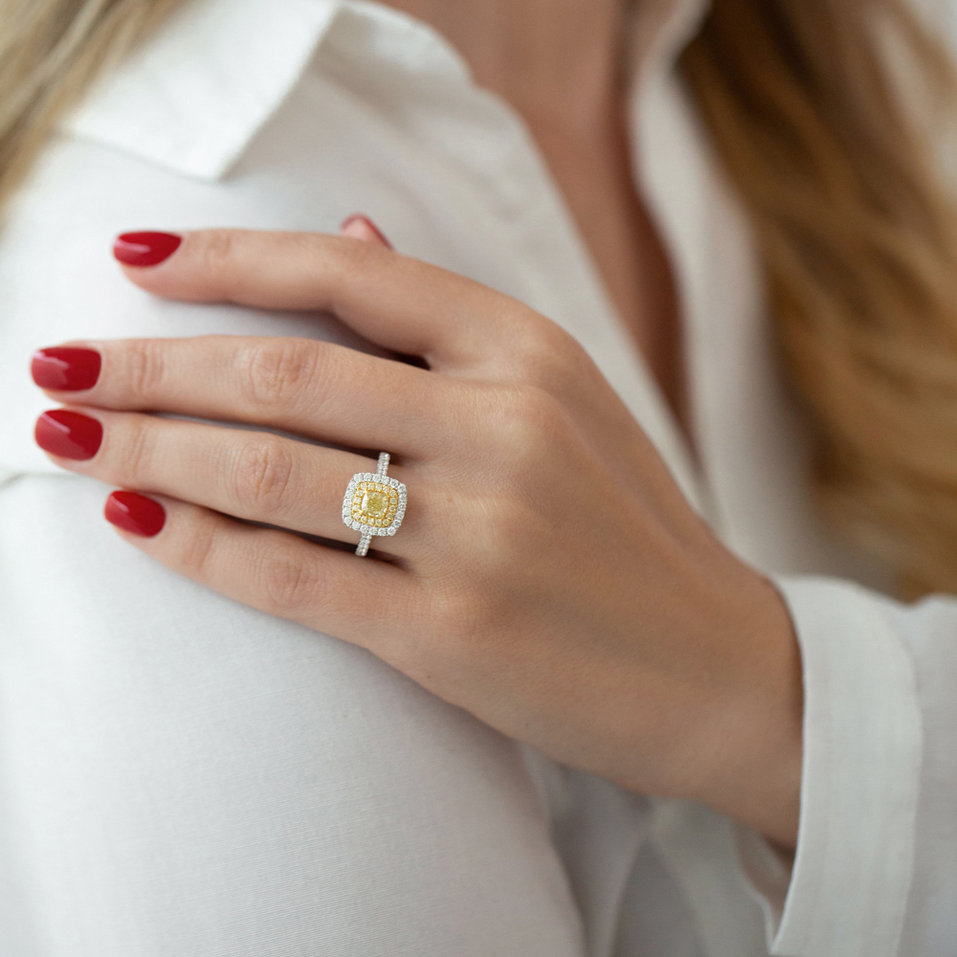 Prsteň s bielymi a žltými diamantmi Sparkling Rise