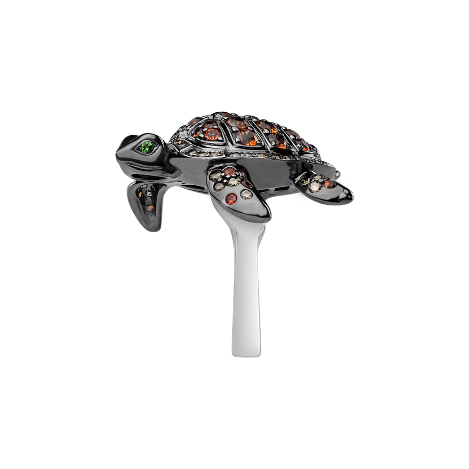 Prsteň s hnedými diamantmi, zafírmi a granátmi Exotic Turtle