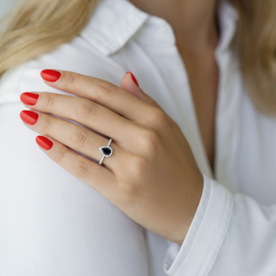 Prsteň s diamantmi a zafírom Charming Glory