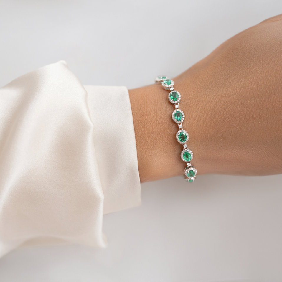 Náramok s diamantmi a smaragdmi Imposant Constellation