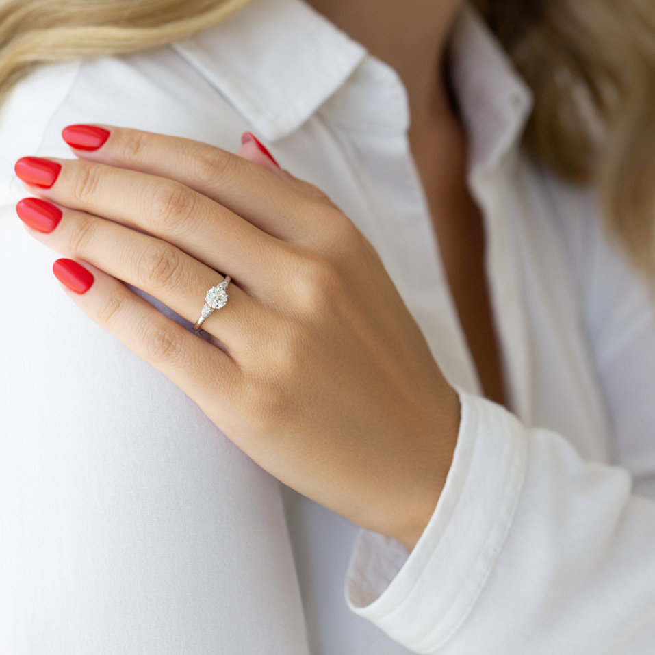 Prsteň s diamantmi Magic Gentility