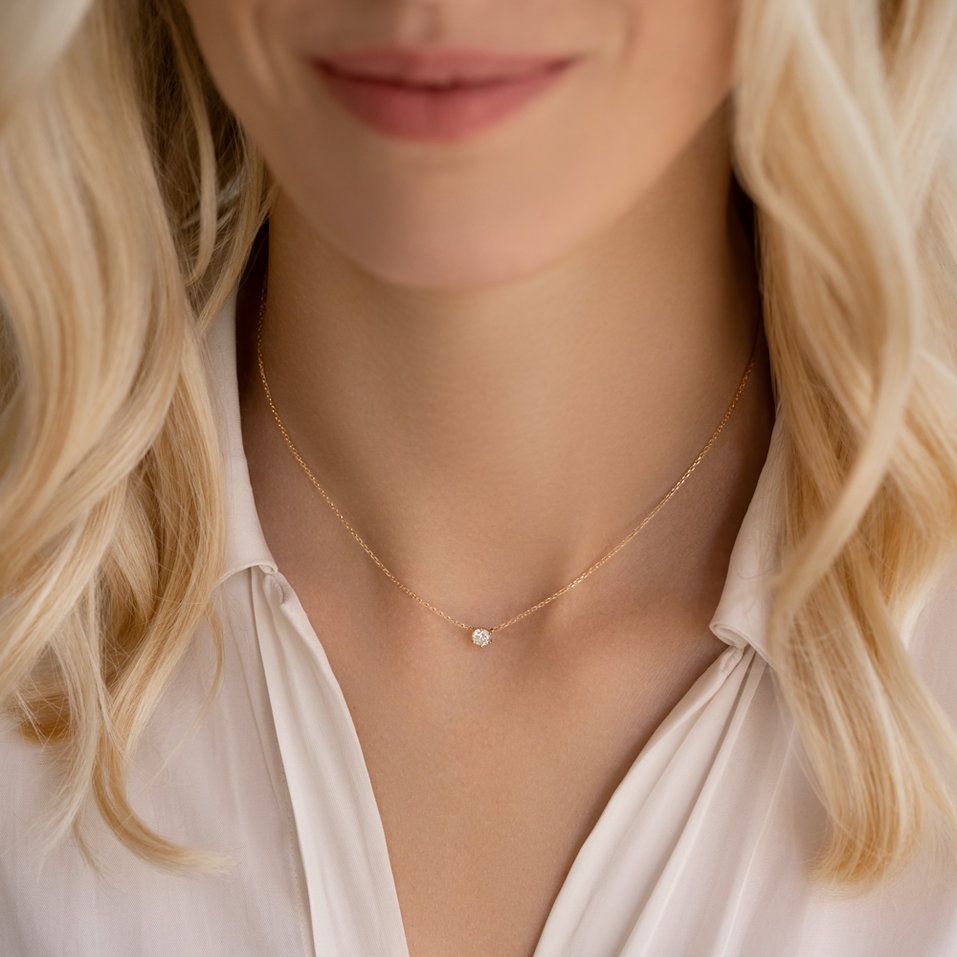 Náhrdelník s diamantom Essential Drop