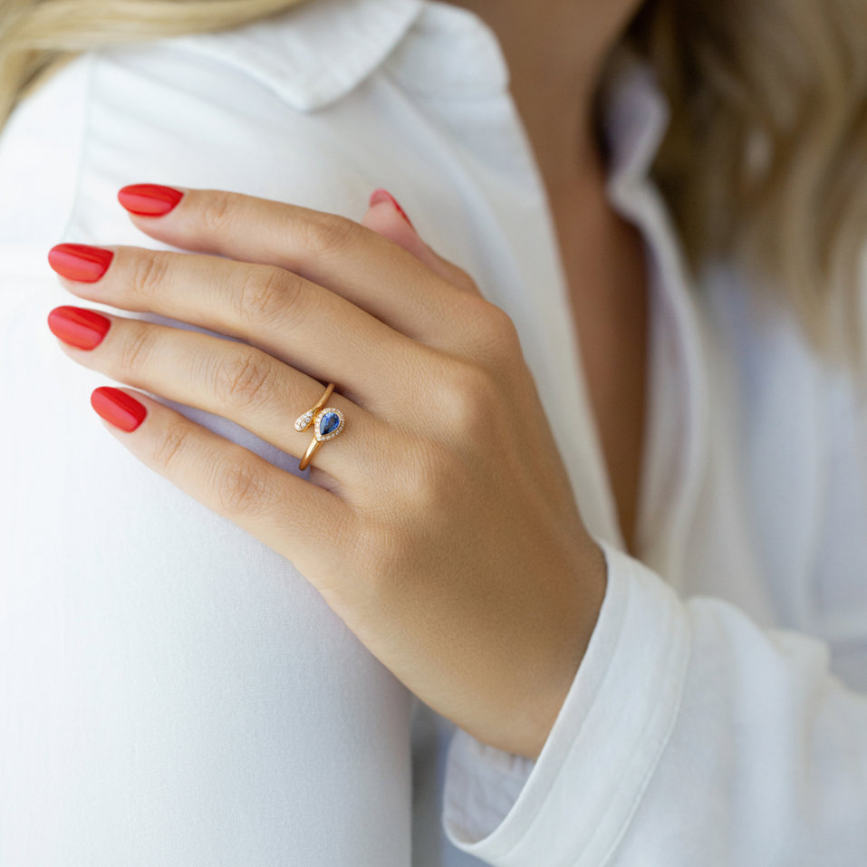 Prsteň s diamantmi a zafírom Nadine