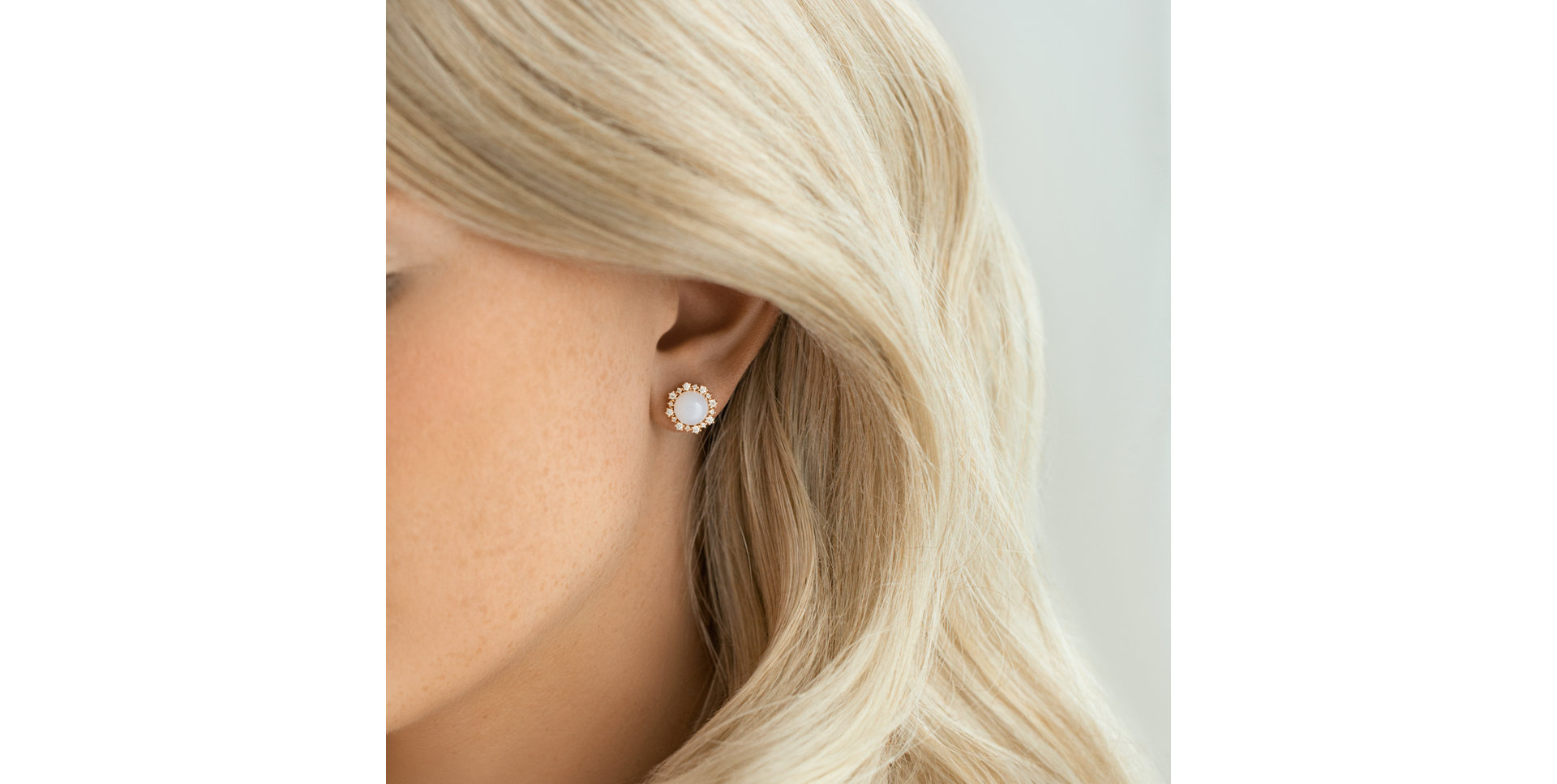 Náušnice s chalcedonom a diamantmi Lady Francesca