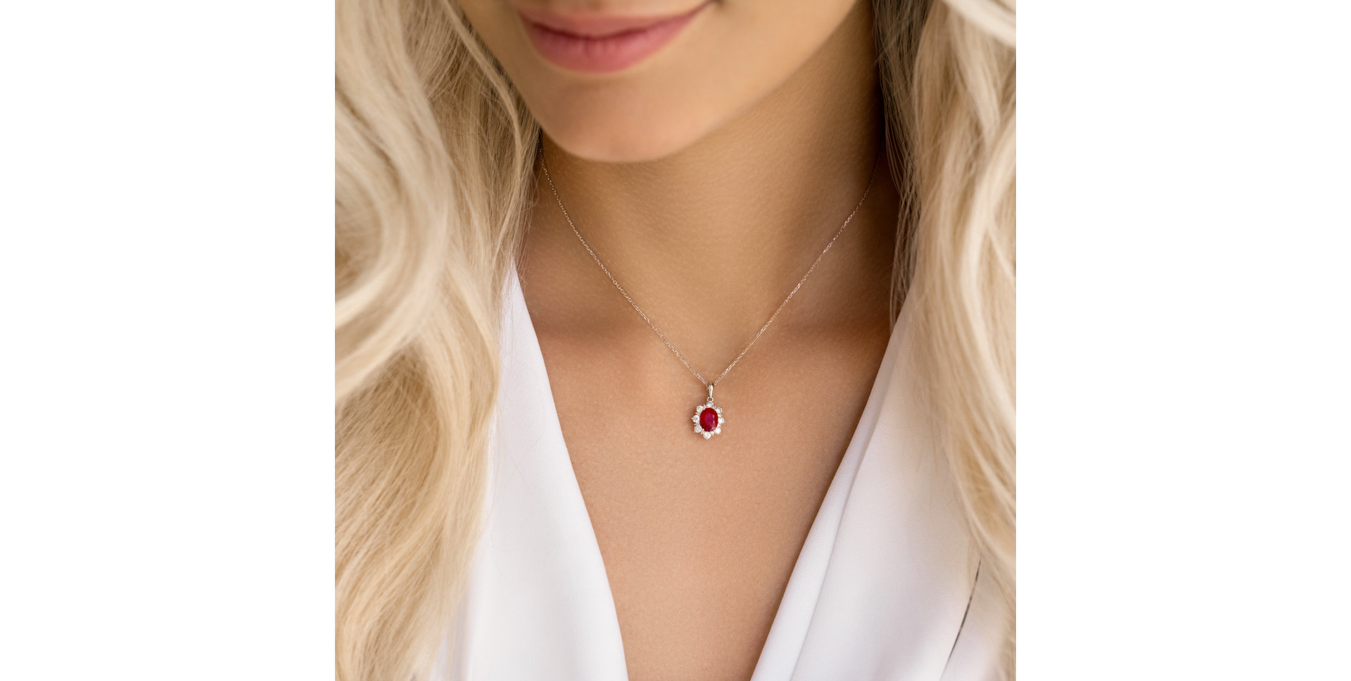 Přívěsok so zafírom a diamantmi Royal Aurora