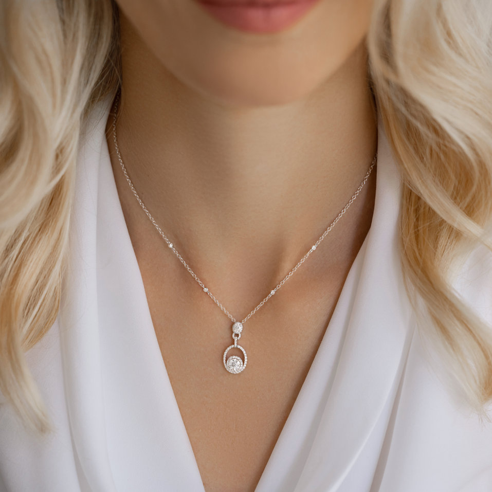 Náhrdelník s diamantmi Lueur de Lune