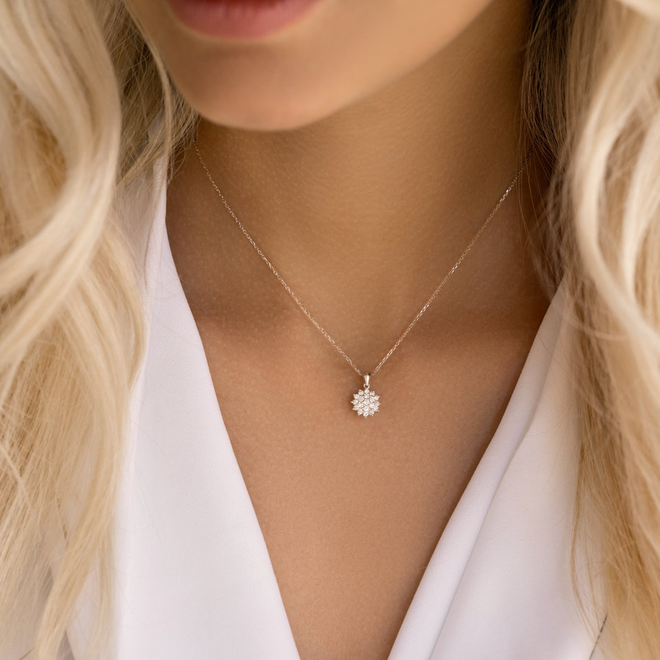 Přívěsok s diamantmi Delicate Star