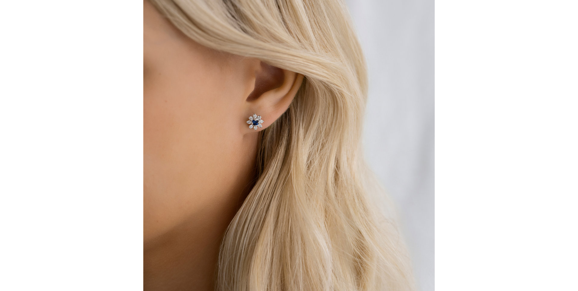 Náušnice s zafírom a diamantmi Frozen Sapphire