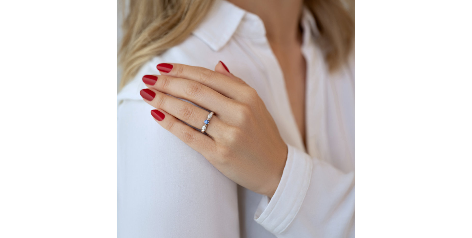 Prsteň s tanzanitom a diamantmi Enchanting Moon