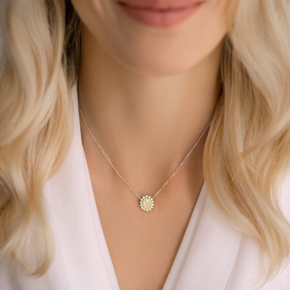 Náhrdelník s bielymi a žltými diamantmi Sunshine Goddess