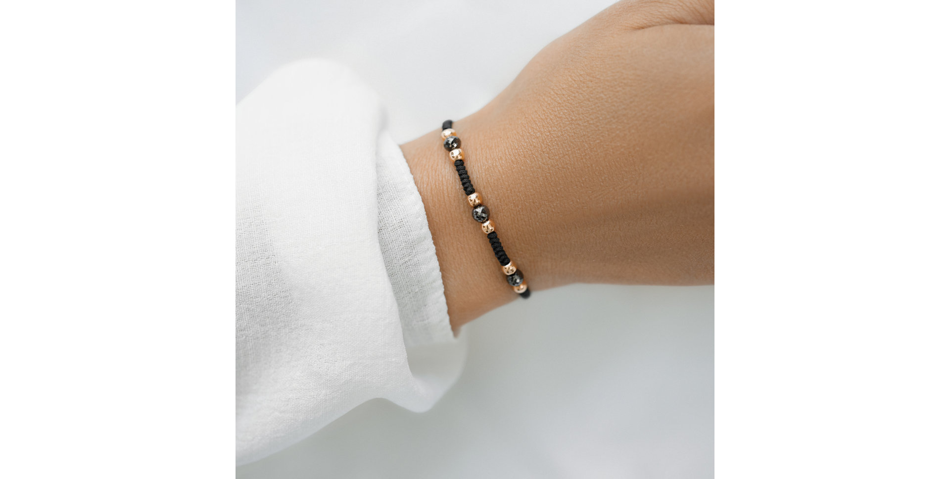 Náramok s čiernymi diamantmi Dark Spell