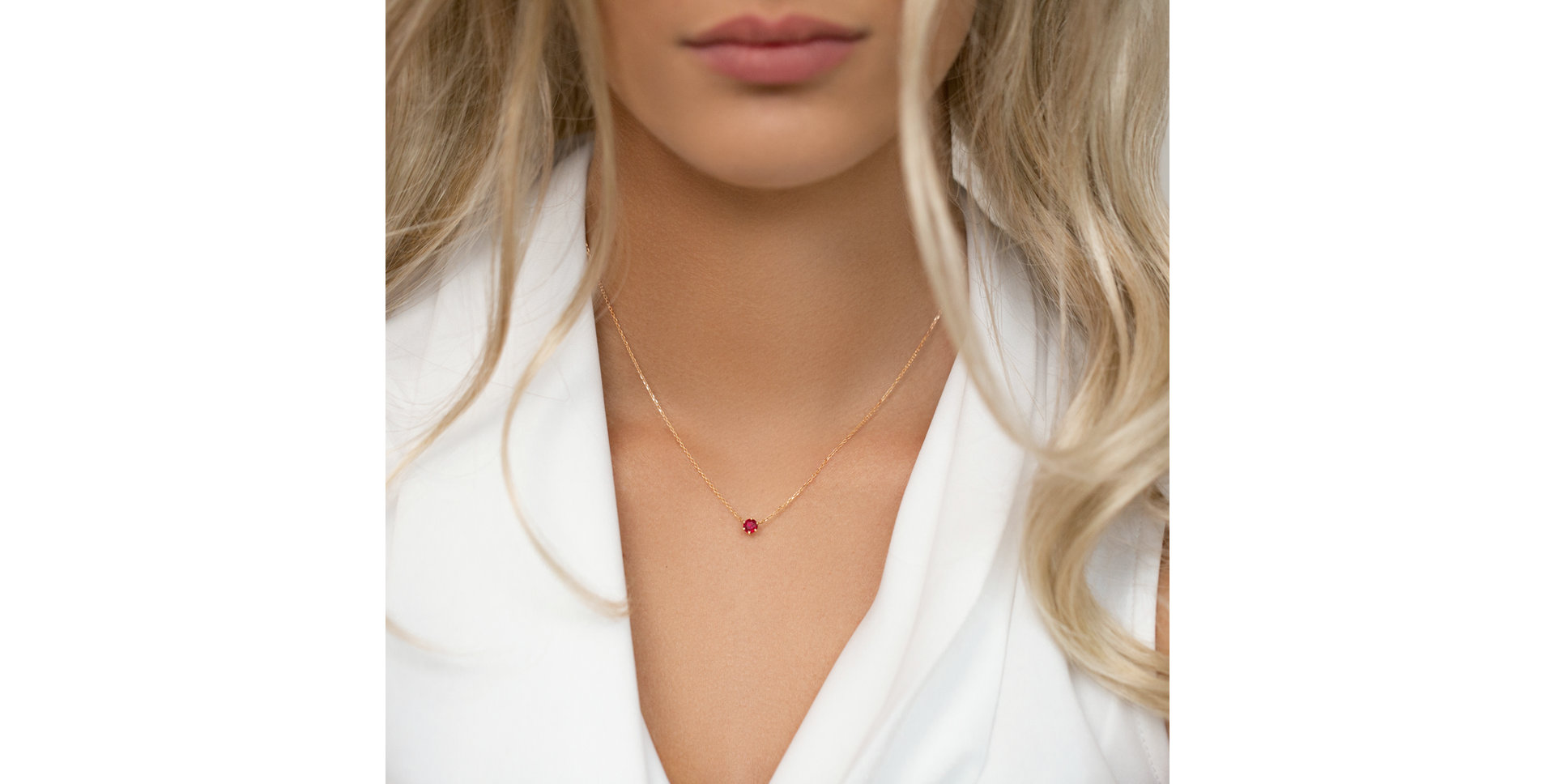 Náhrdelník s rubínom Essential Drop