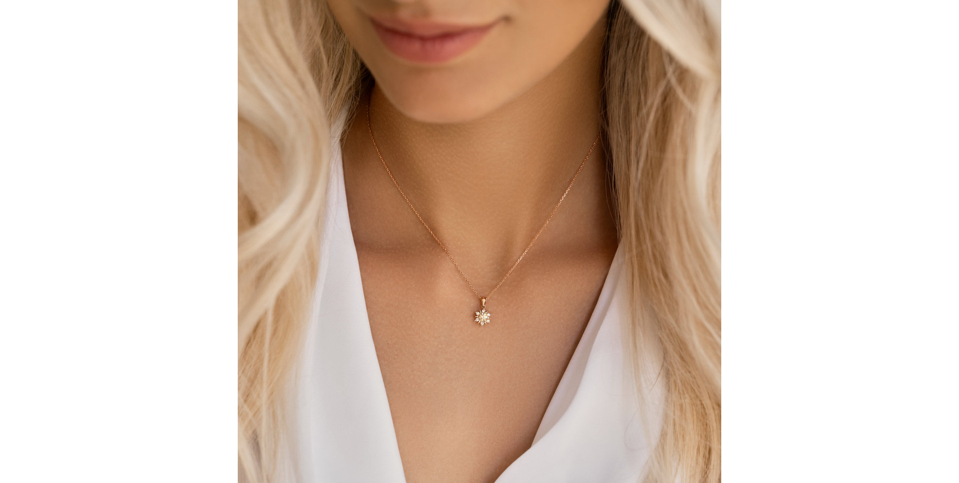 Přívěsok s bielymi a hnedými diamantmi Snow Star