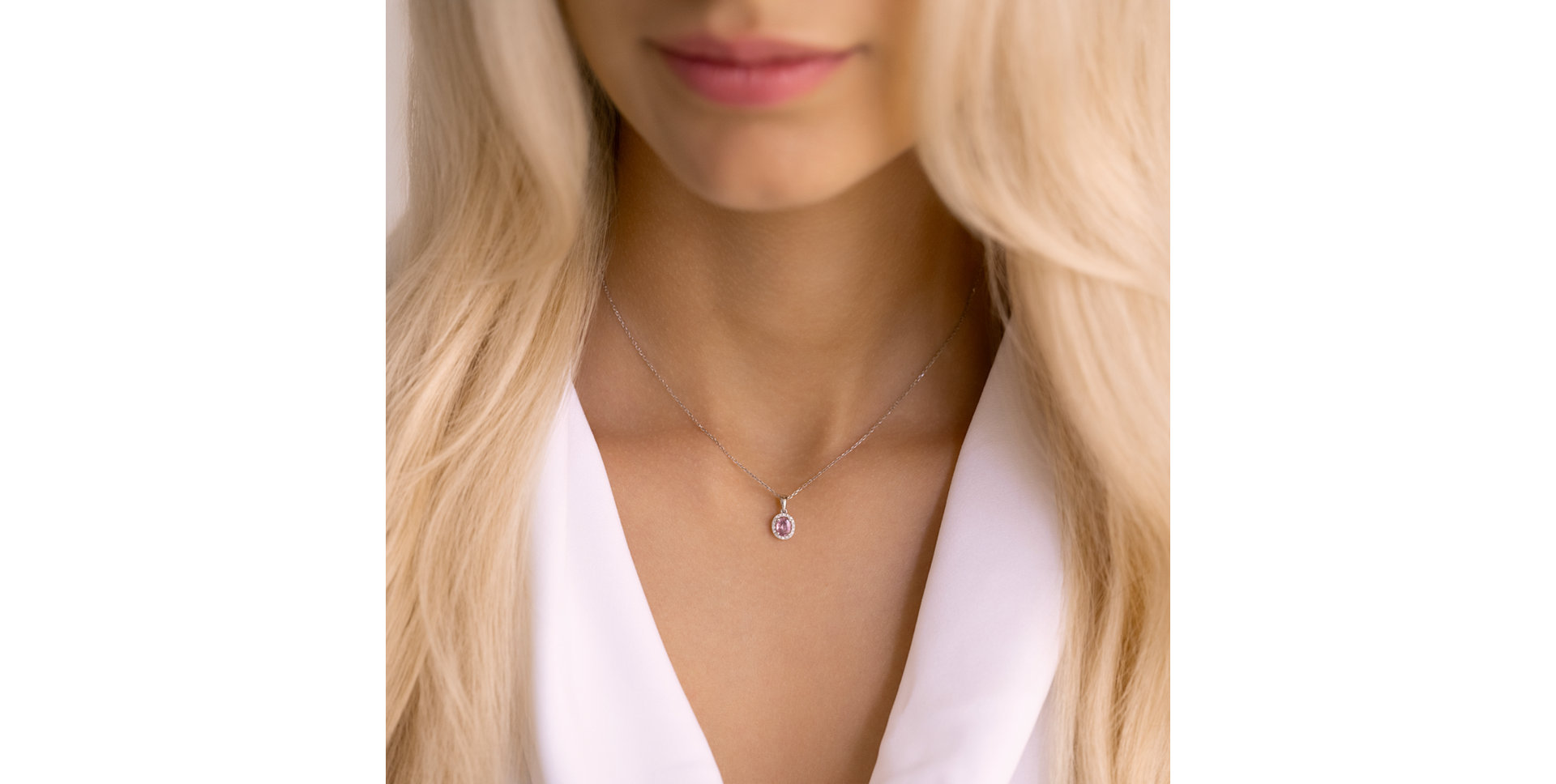 Prívesok so zafírom a diamantmi Royal Love