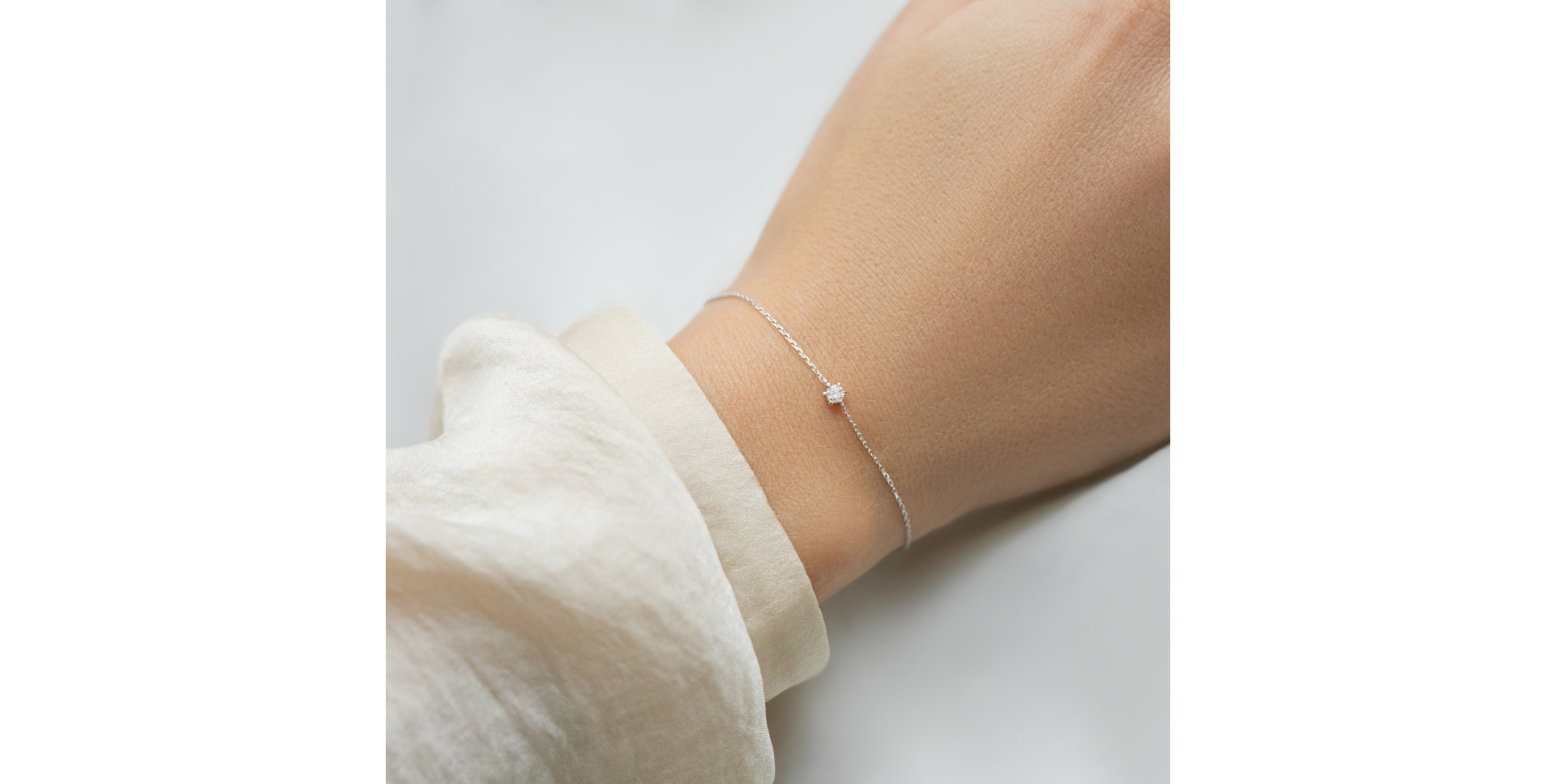 Náramok s diamantom Essential Shine