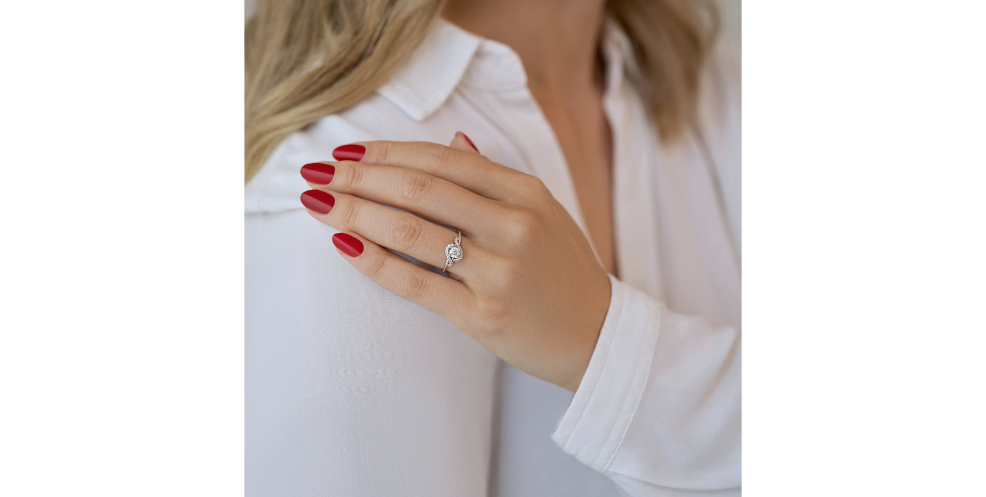 Prsteň s diamantmi Dionele