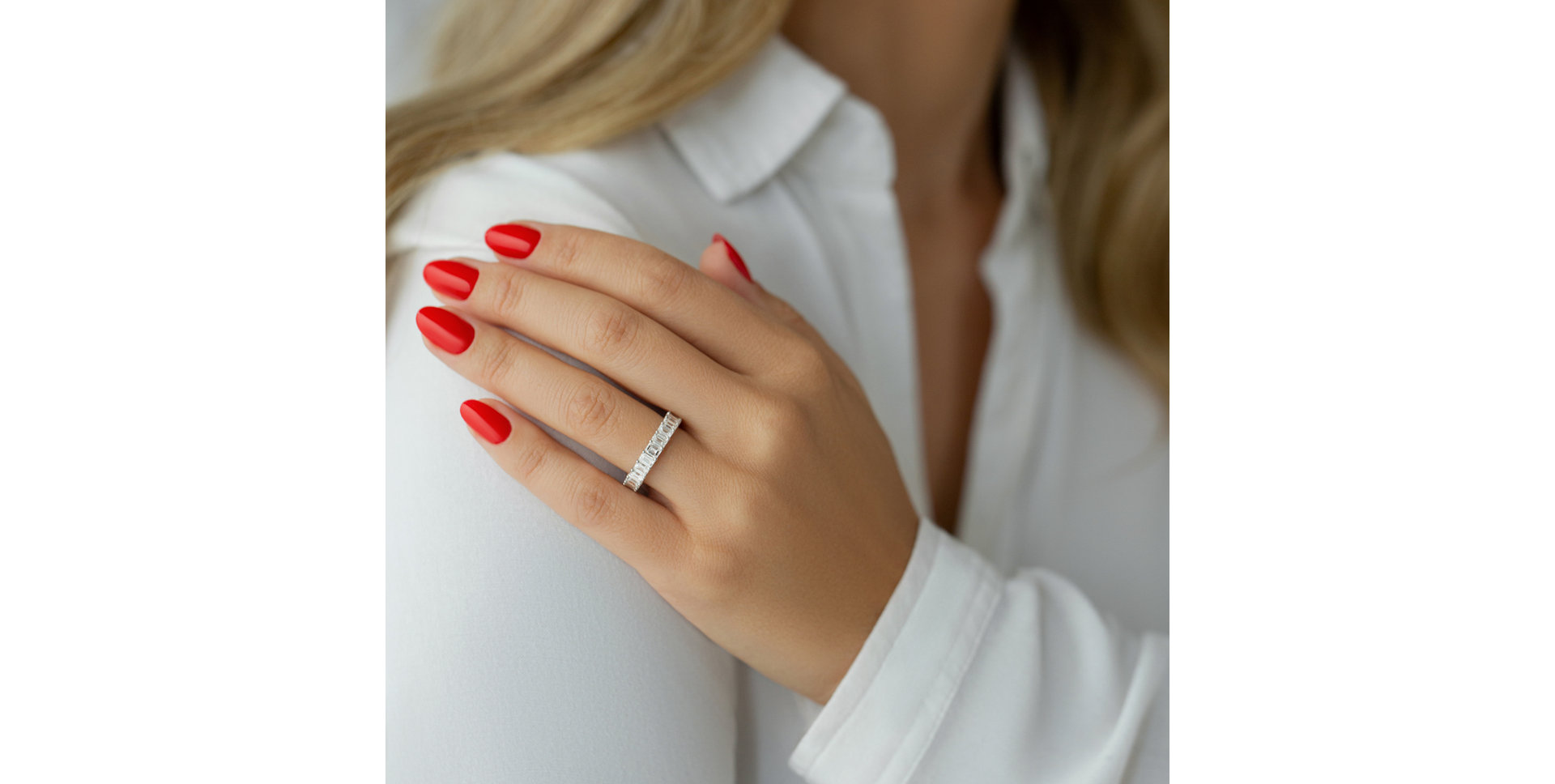 Prsteň s diamantmi Shadows Kingdom