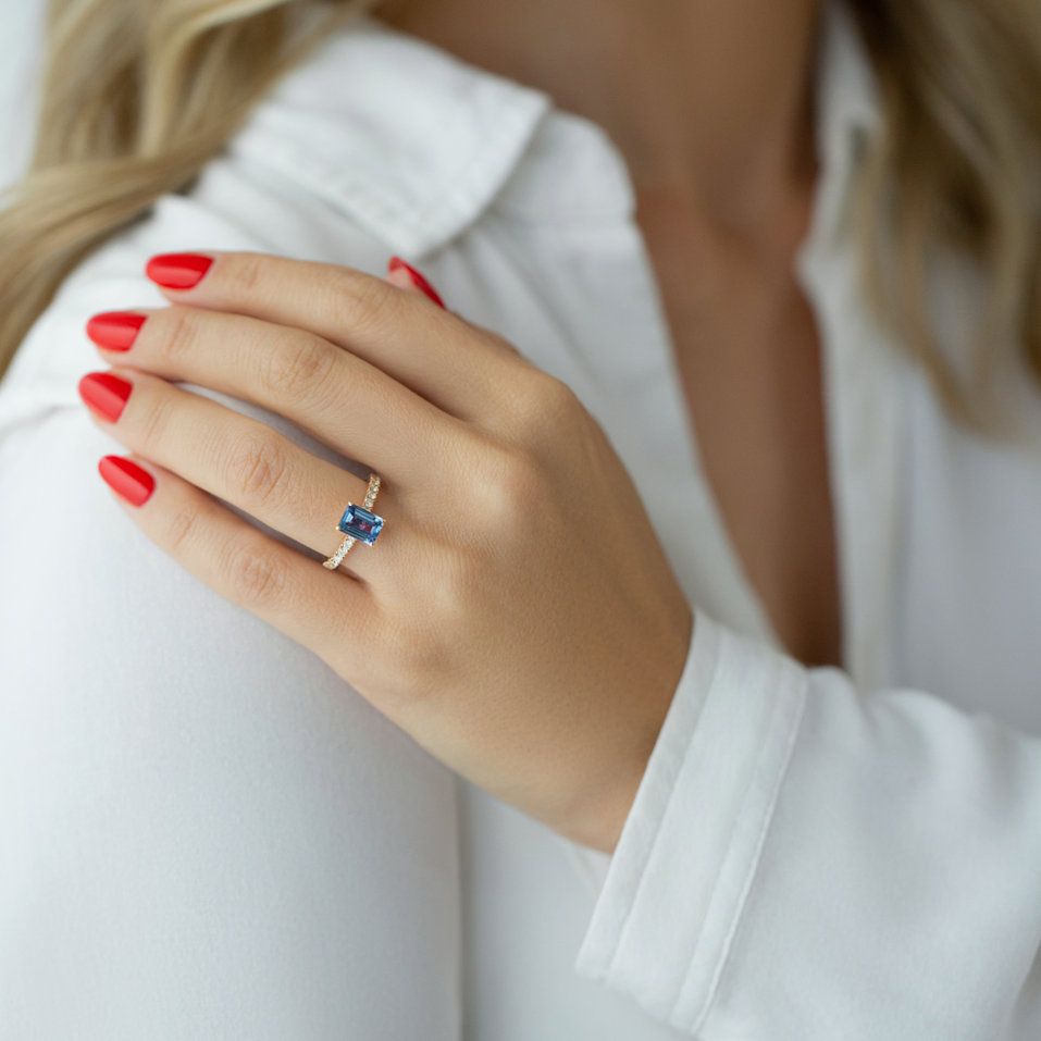 Prsteň so zafírom a diamantmi Divine Love