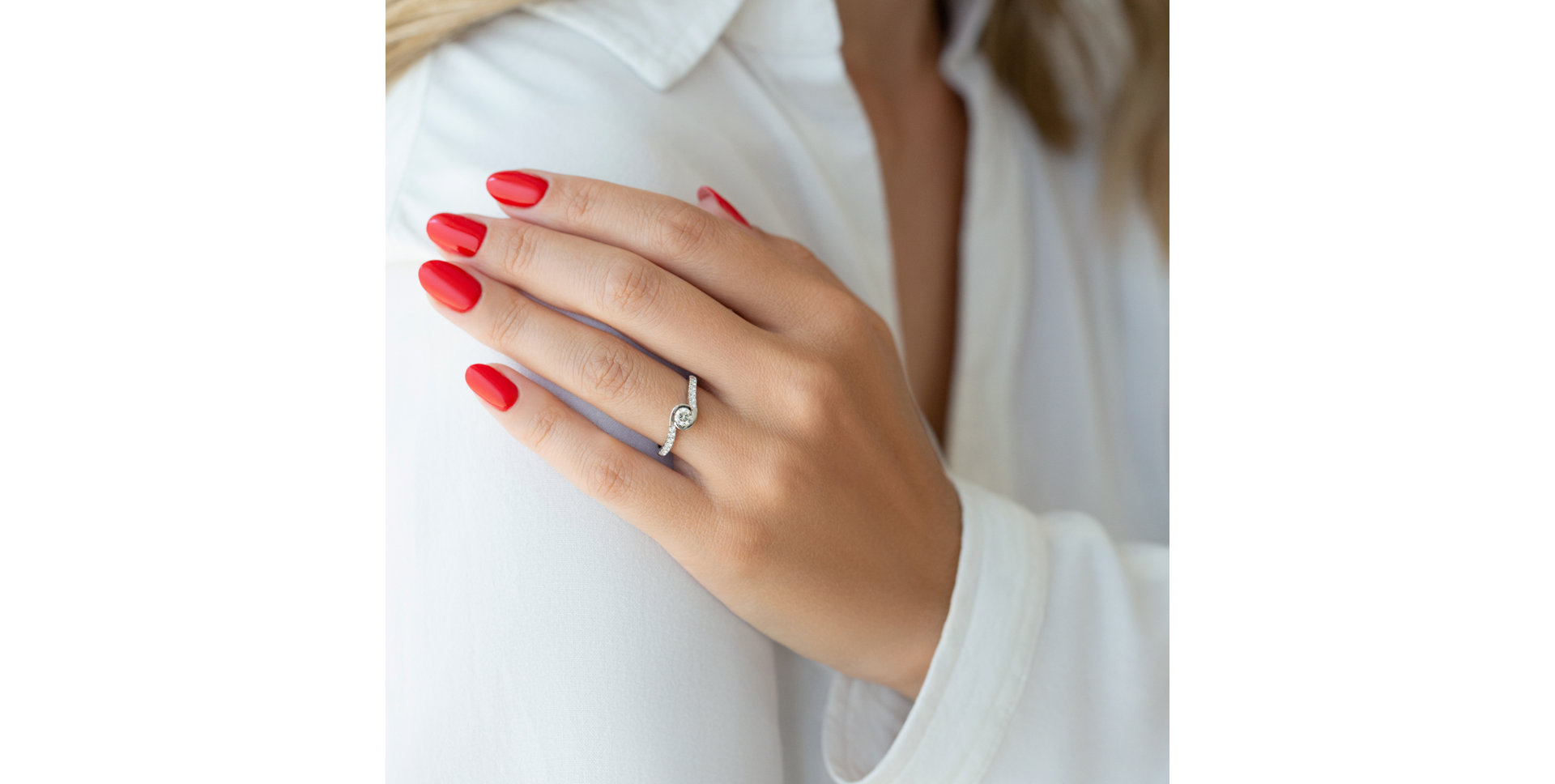 Prsteň s diamantmi Love Twist