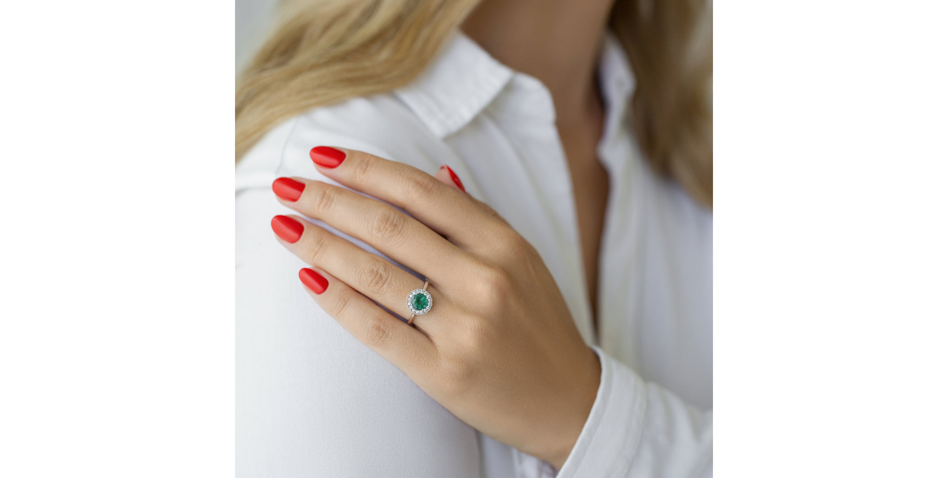 Prsteň so smaragdom a diamantmi Tender Dream