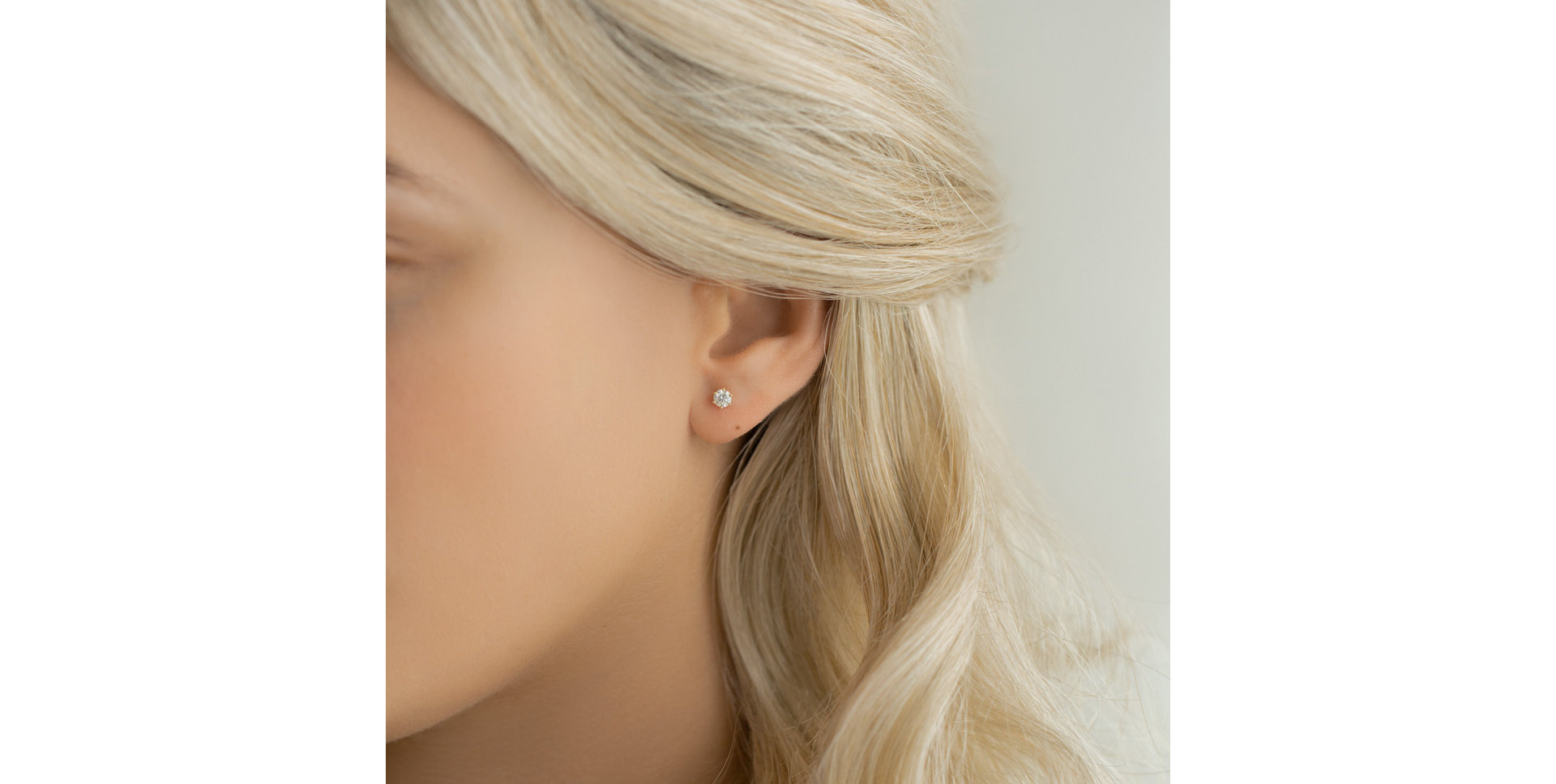 Náušnice s diamantom Vesper Romance