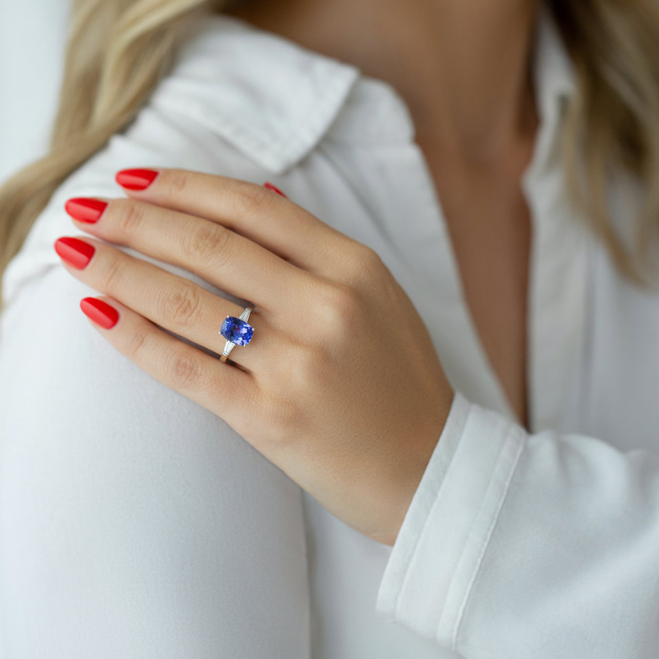Prsteň s tanzanitom a diamantmi Egliate
