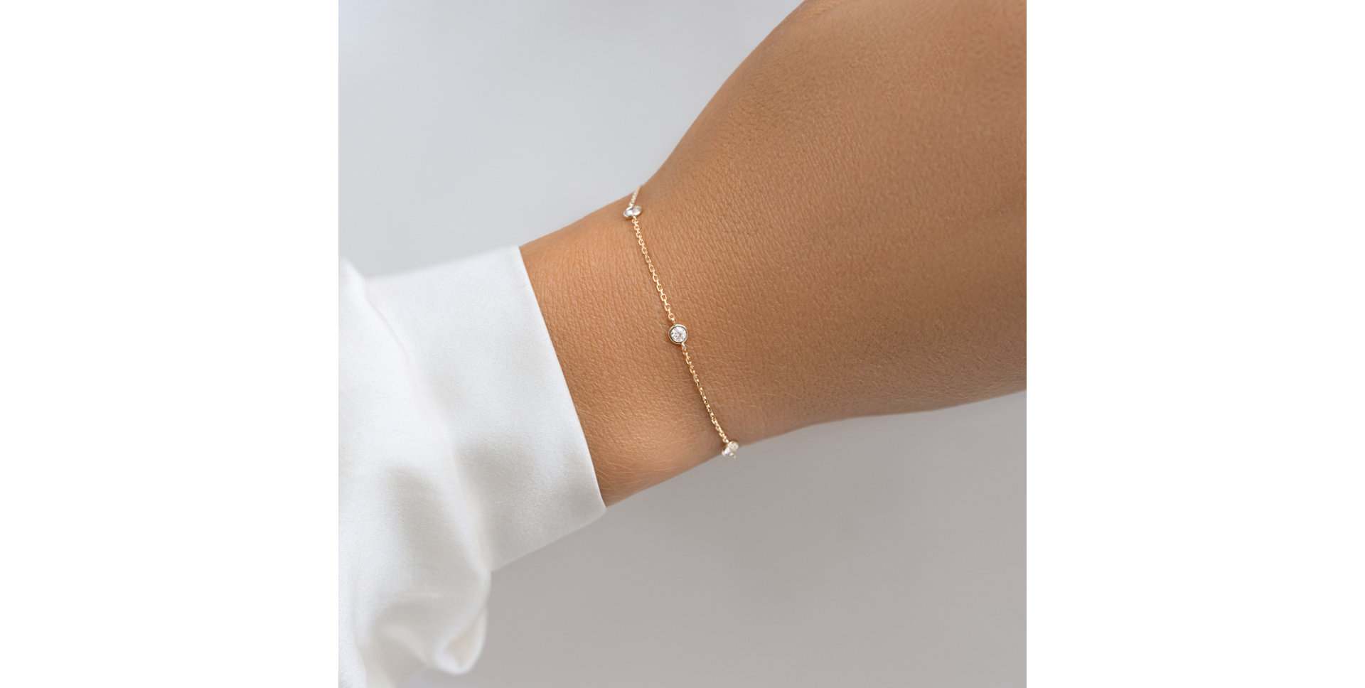 Náramok 14kt biele zlato s diamantom Crazier Love