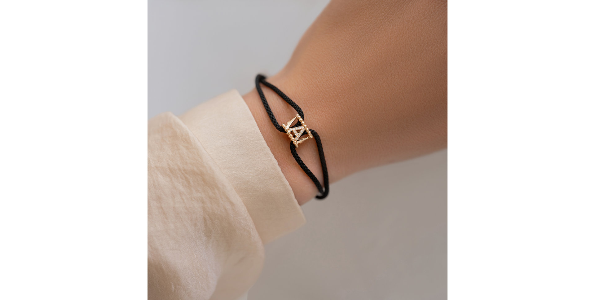 Náramok 14kt žlté zlato s diamantom Magnificent Letter