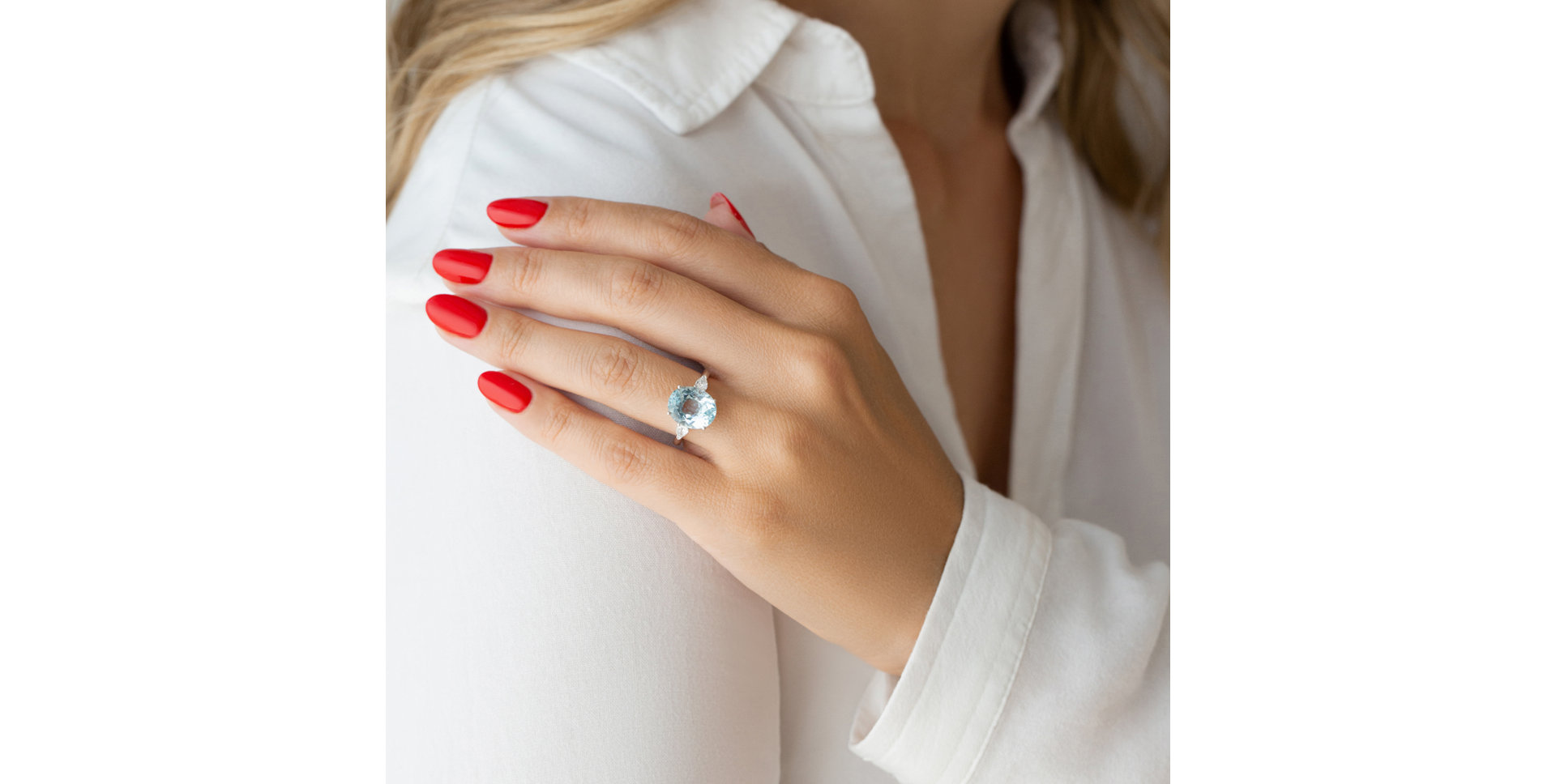 Prsteň s akvamarínom a diamantmi Fiona