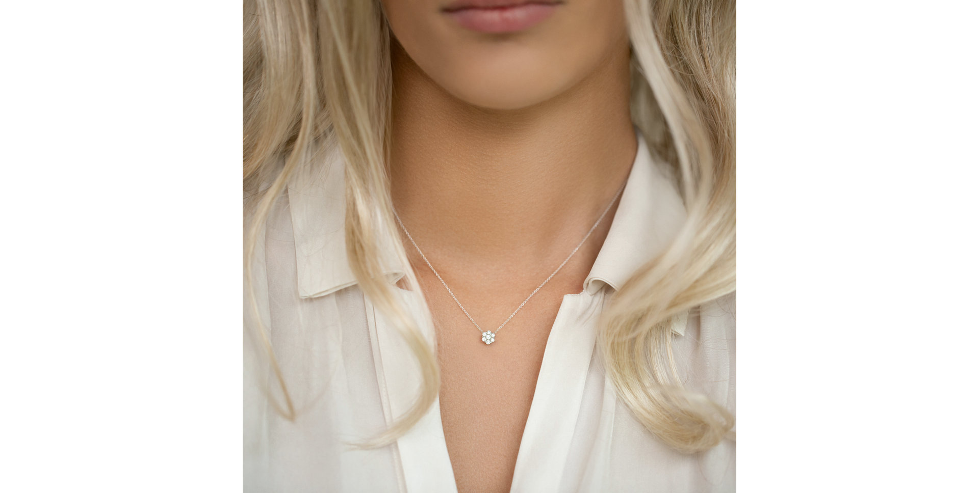 Náhrdelník 14kt biele zlato s diamantmi Shiny Flower