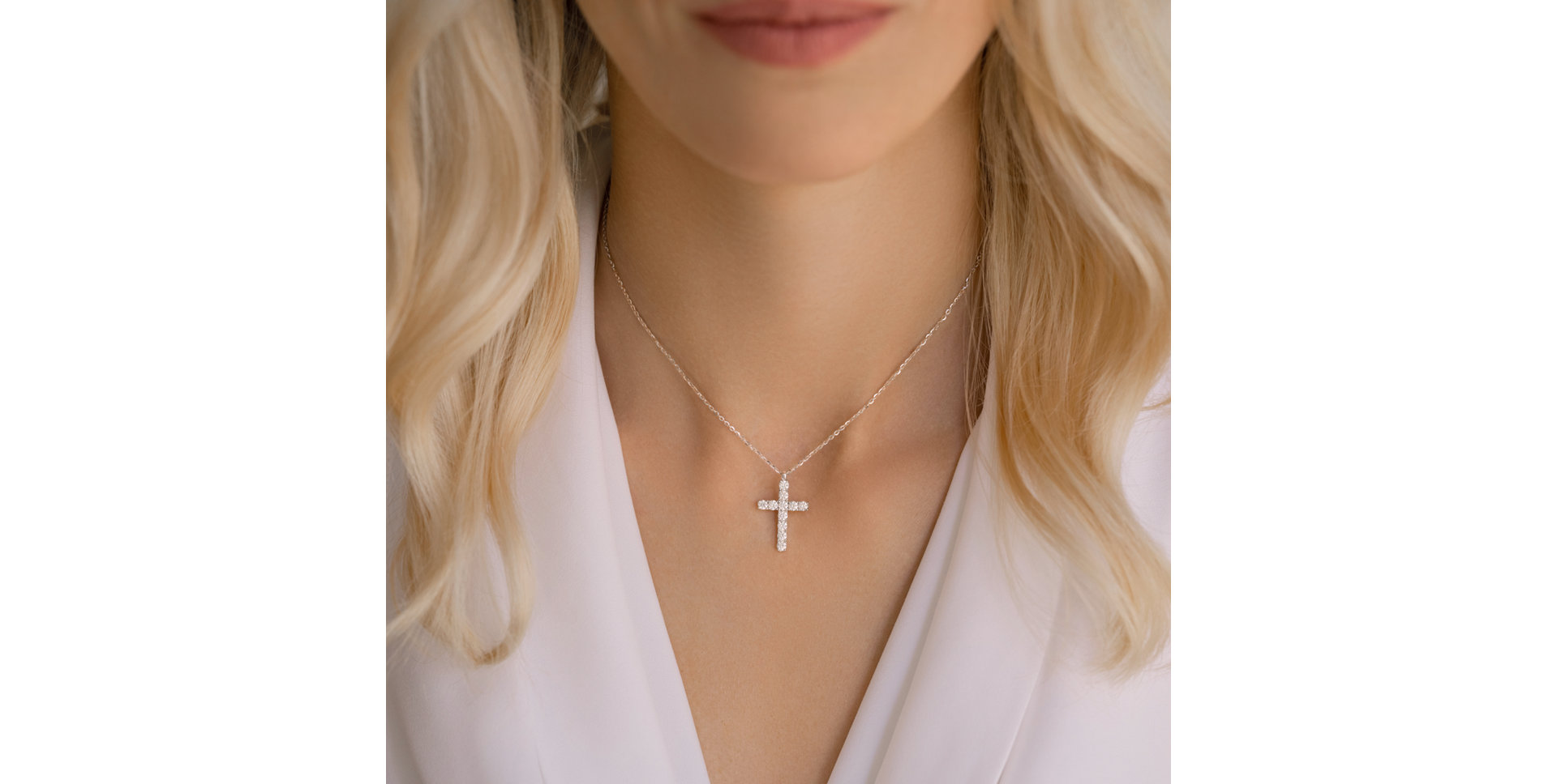 Náhrdelník s diamantmi Radiant Faith