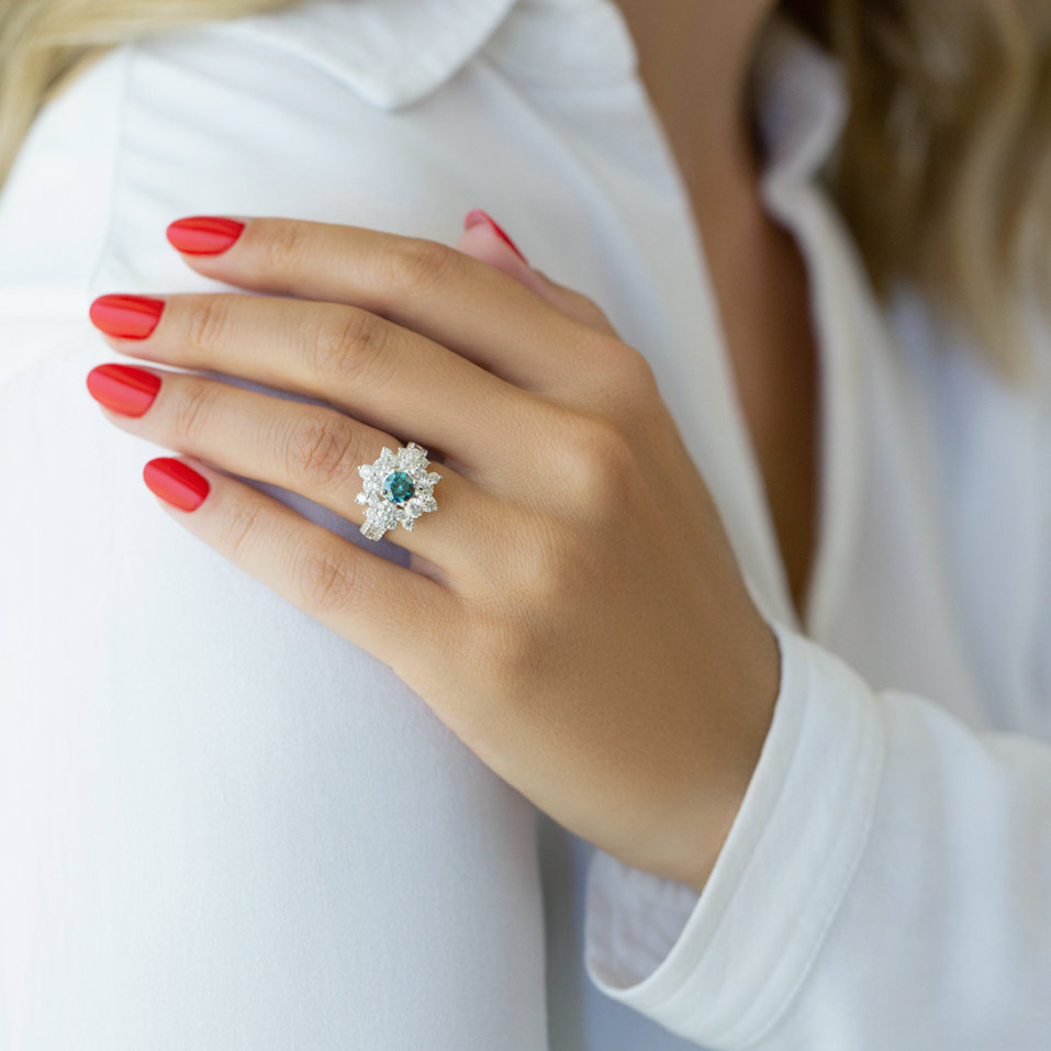 Prsteň s modrým diamantom a bielymi diamantmi Blue Treasure