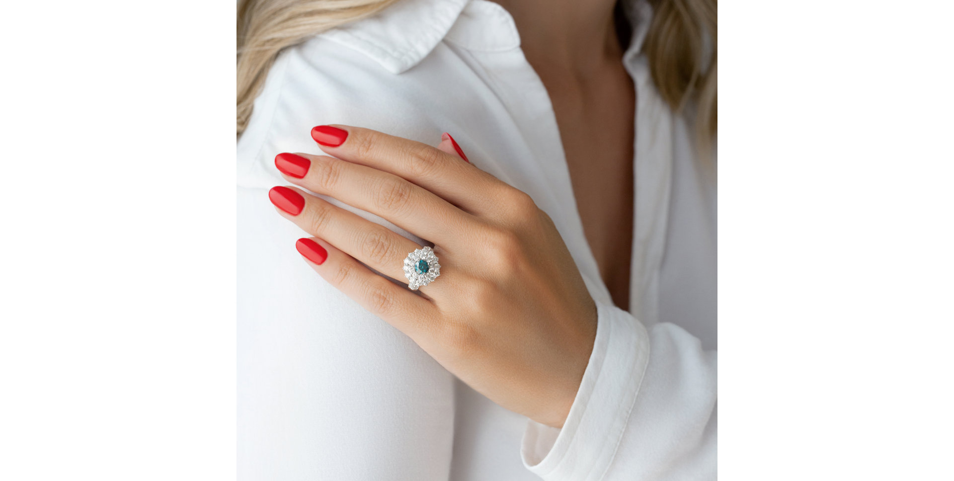 Prsteň s modrým diamantom a bielymi diamantmi Apology